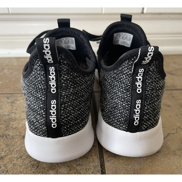 Men's Adidas Alphabounce HWA 1Y3001 Black and White Athletic Shoes - Size 8.5 - Picture 6 of 7